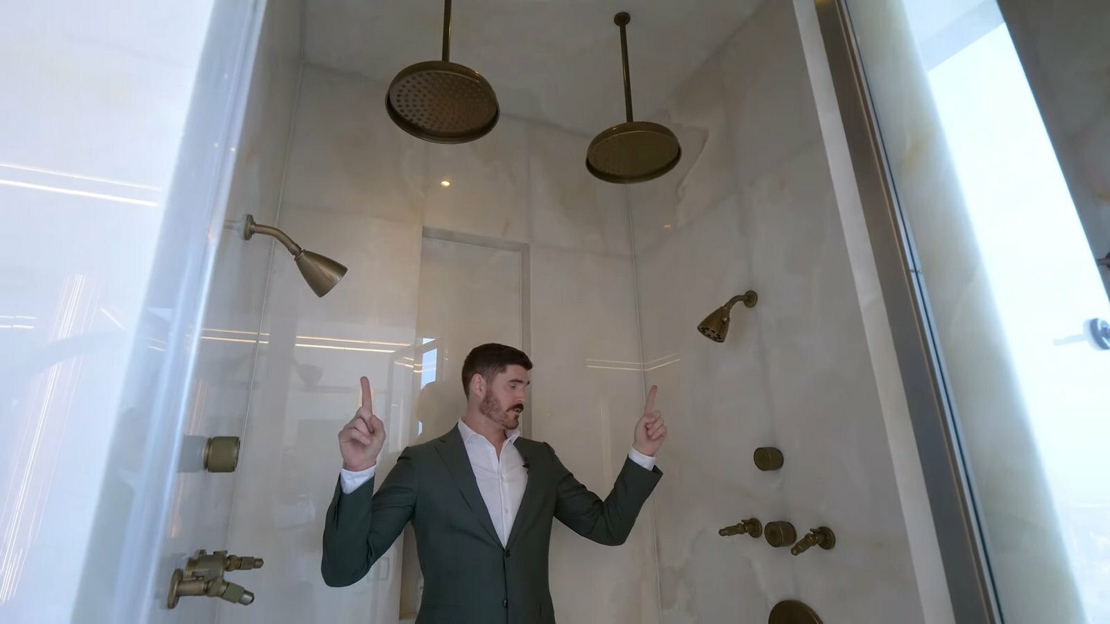 Amazing Bathroom Inside Billionaires Penthouse