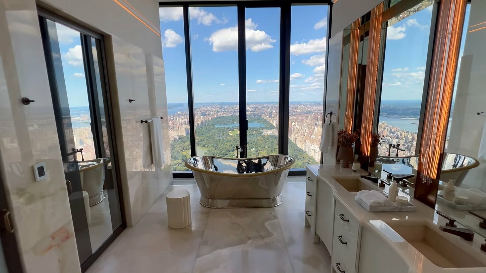 Fantastic Bathroom Never Seen Inside Billionaires Penthouse